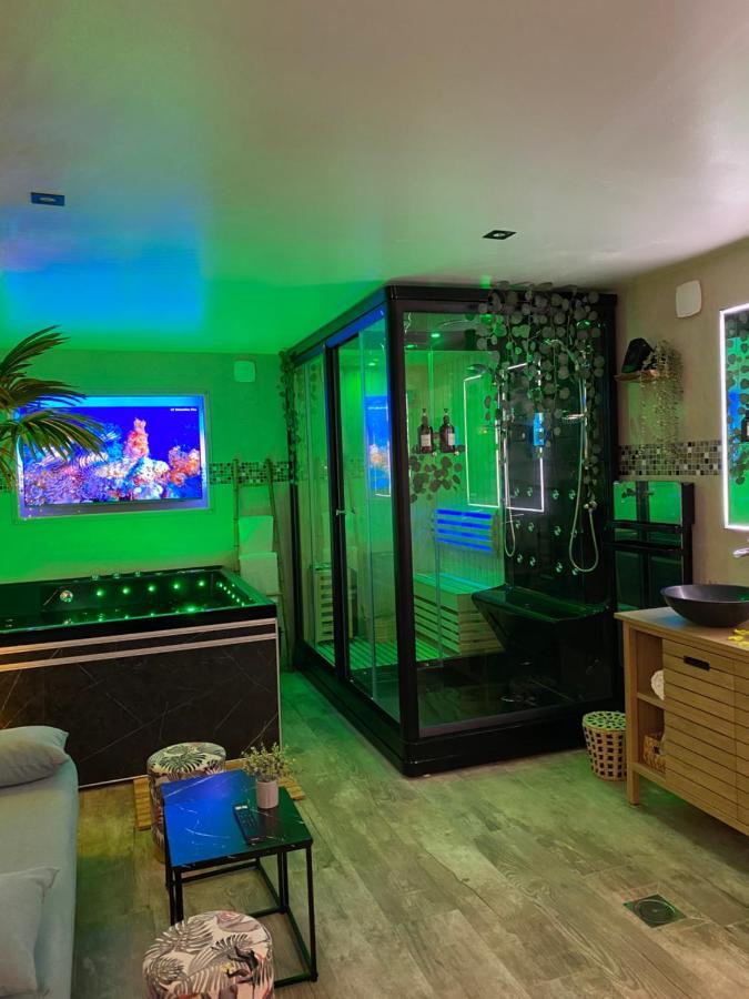 Bioty Chill & Spa Le Blanc-Mesnil Eksteriør billede